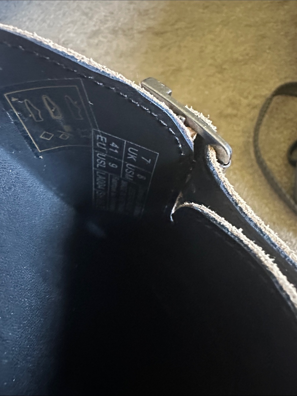 Dr. Martens Beige Suede Buckle Clog zebzag platform - Picture 5 of 11